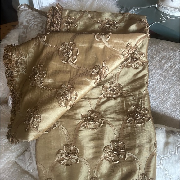 Stunning Golden Floral Poly/Silk Custom Made Throw, 52 x 60. Chenille Lining. - Picture 8 of 14